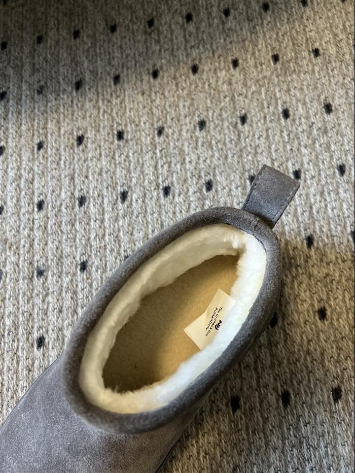 2025112816434884 300